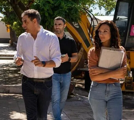 cb0a30ec-0d4c-41e9-bf63-2c2a99eec374