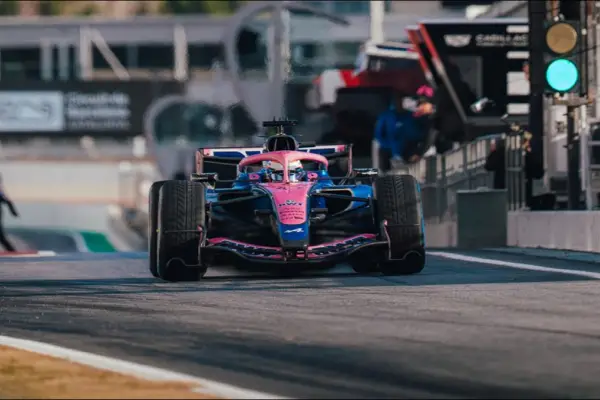 600x400_en-pista-franco-colapinto-completo-primer-dia-tests-pretemporada-alpine-barcelona-destaco-aprendizaje-le-dejan-vueltas-iniciales-a526-1122065-092638