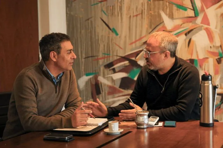 Valenzuela-recibio-al-intendente-electo-de-San-Luis