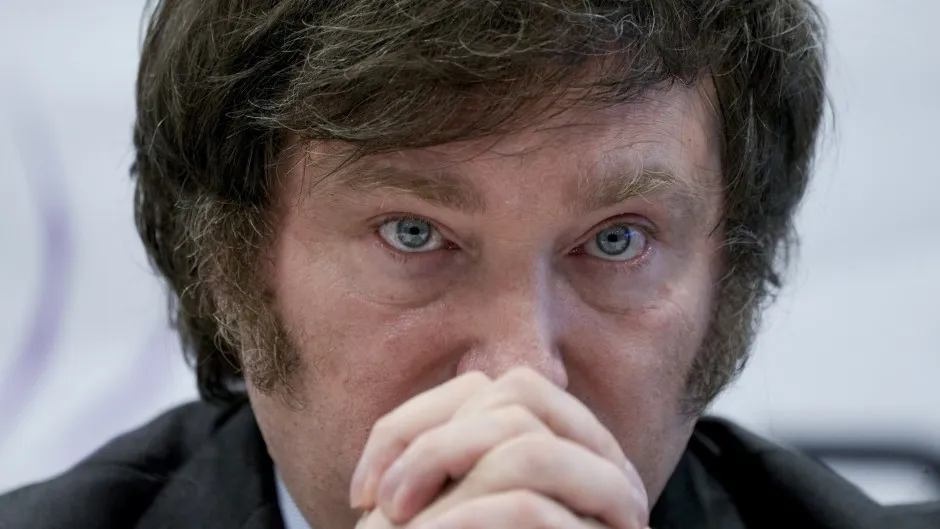 67b3ac3da1af6_940_529!