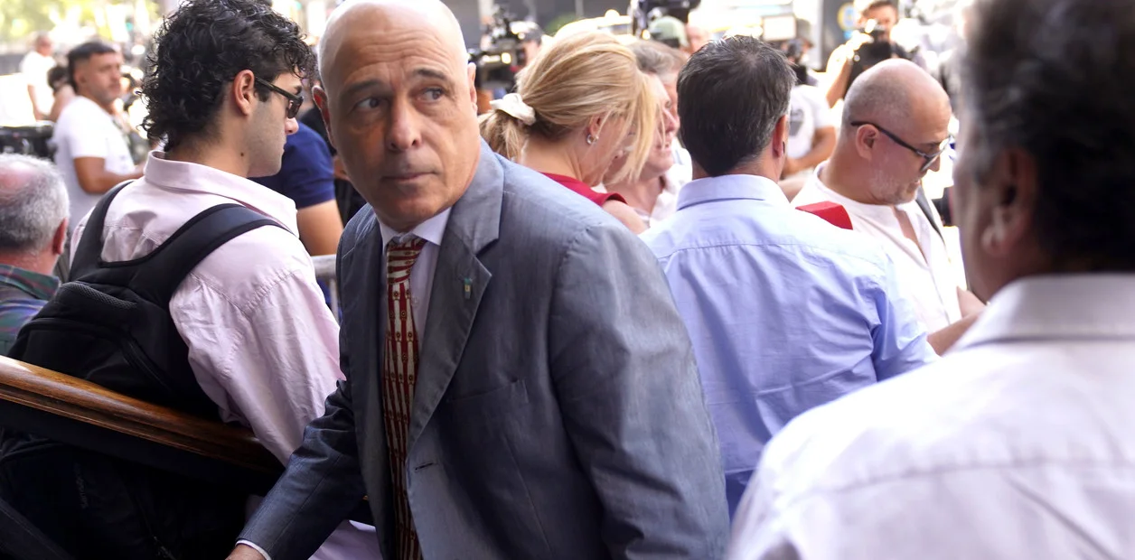 mqJ0iRUxs_1256x620__1