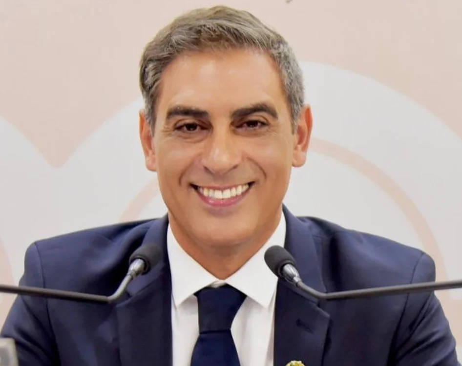 {72801BFD-BC13-4EB6-A5BB-A2AB7A4CAD5C}