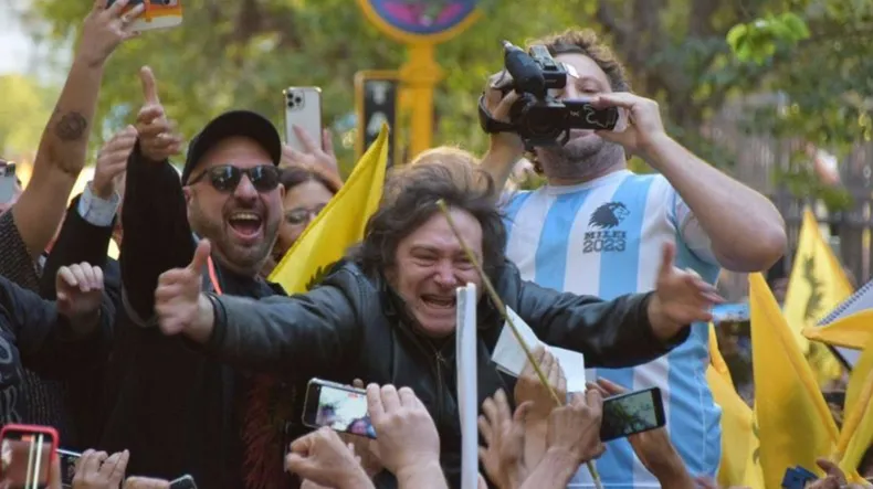 carlos-dalessandro-la-campana-javier-milei-san-luis