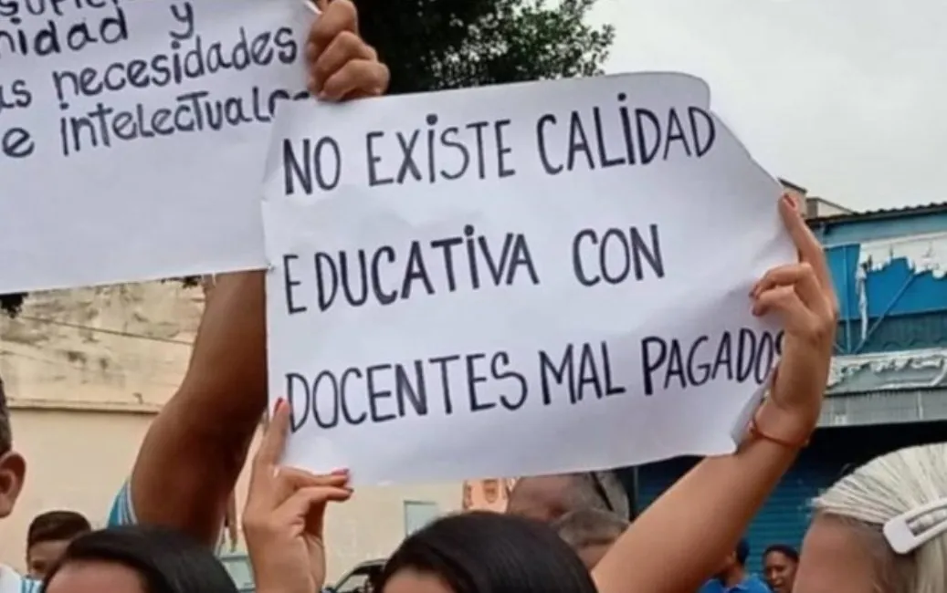 Docentes Mal Pagos