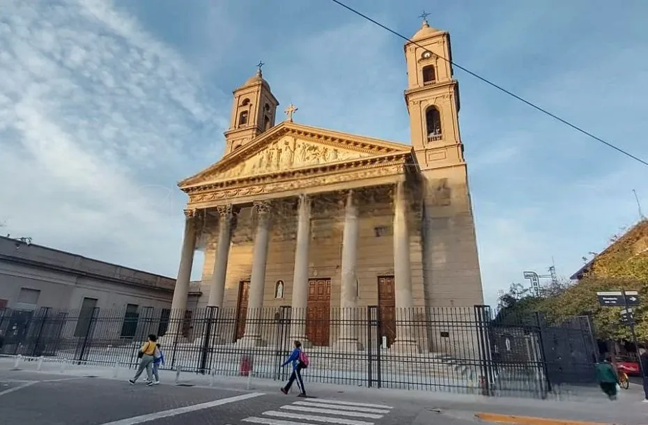 WhatsApp-Image-2024-08-23-at-17.12.57-930x610-Photoroom